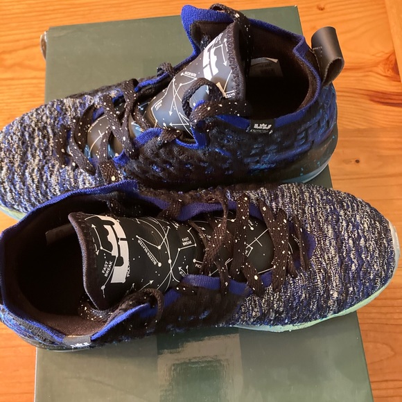 Nike Black Multi basketball shoe.  Size 6.5 Youth - Picture 6 of 9